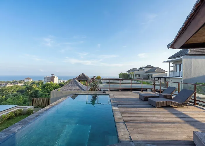The Ocean Views Luxury & Villa *