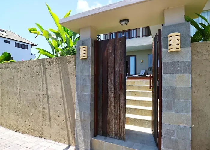 The Ocean Views Luxury & Villa *